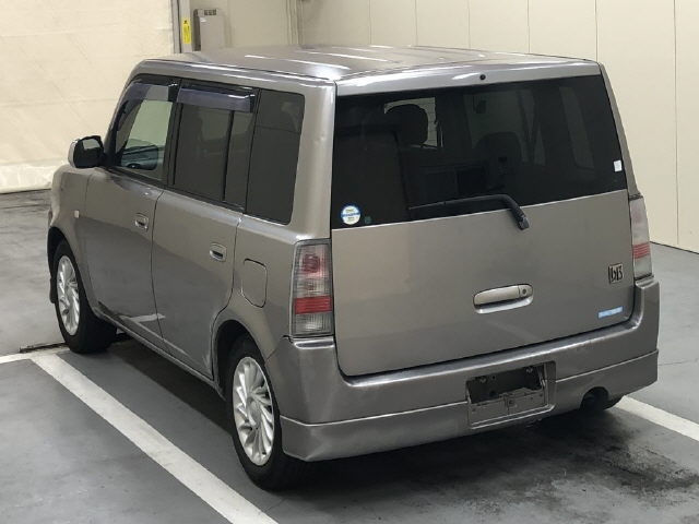 TOYOTA BB