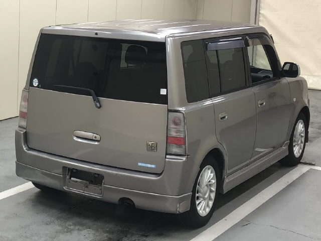 TOYOTA BB
