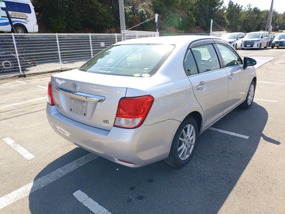 TOYOTA COROLLA AXIO