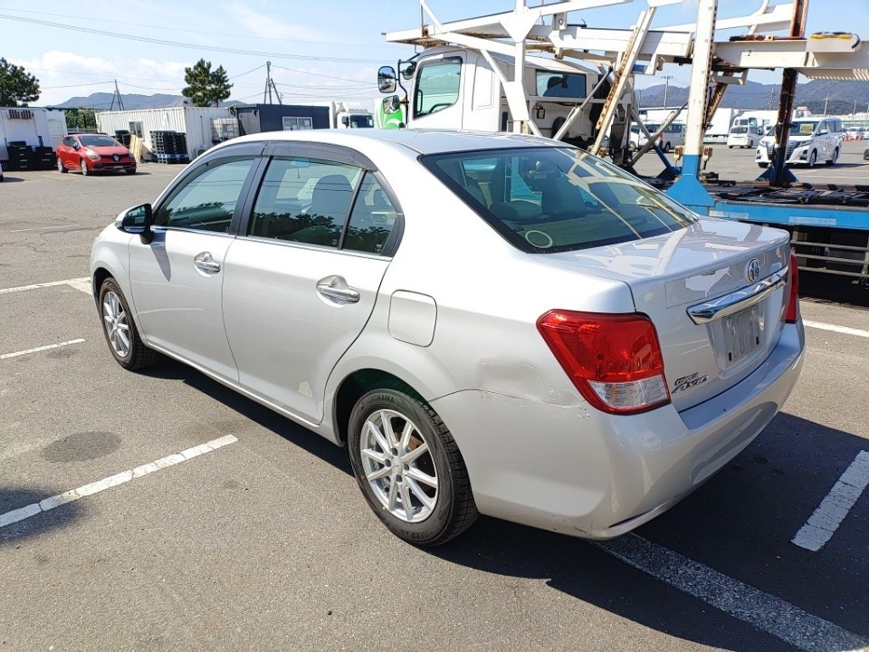TOYOTA COROLLA AXIO