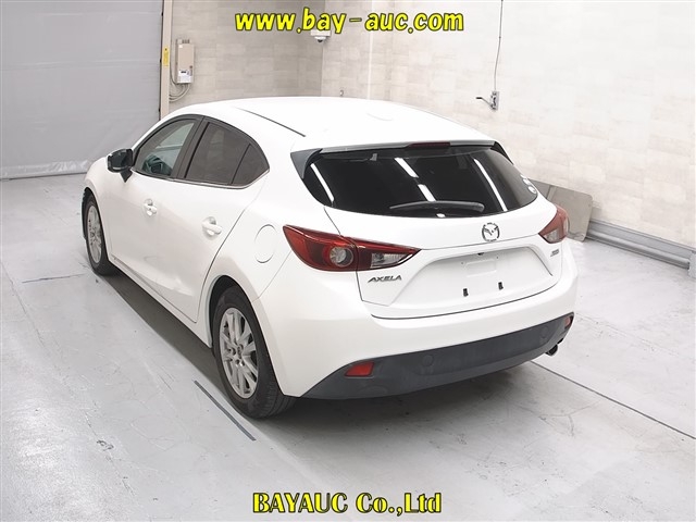 MAZDA AXELA