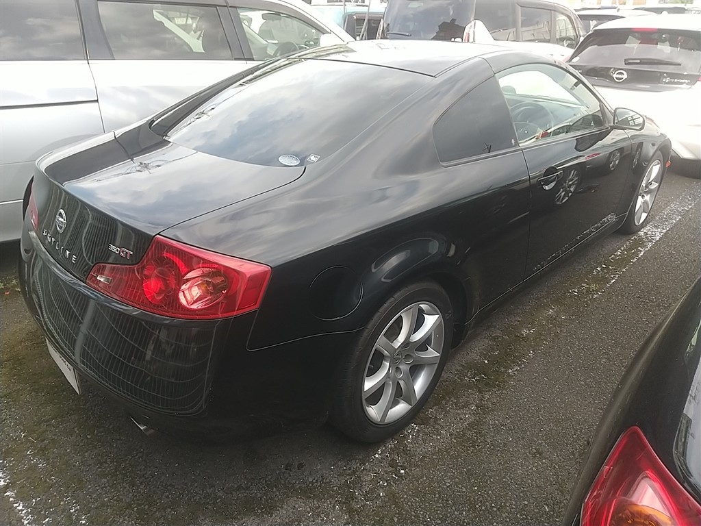 NISSAN SKYLINE