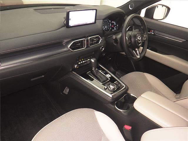 MAZDA CX-8