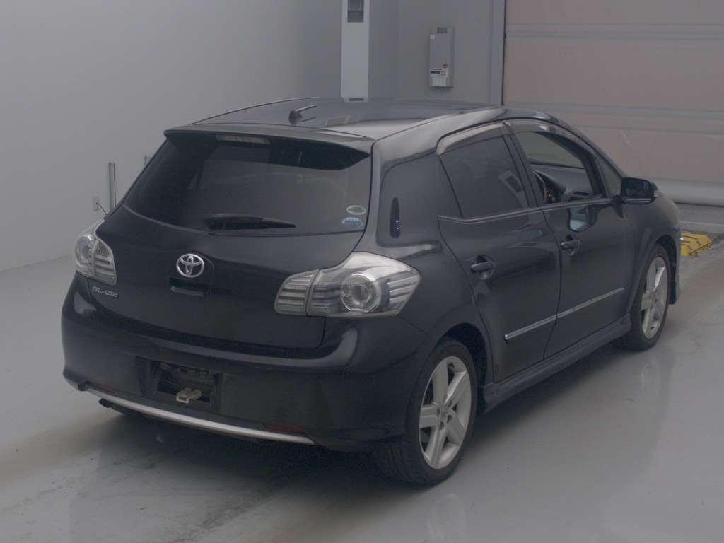 TOYOTA BLADE