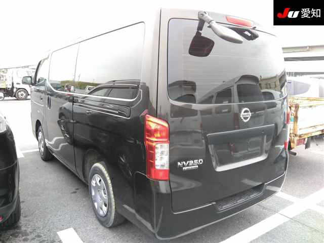 NISSAN NV350 CARAVAN