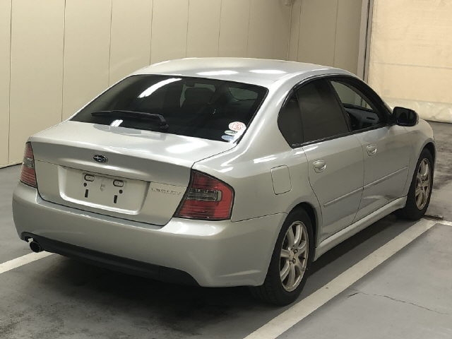 SUBARU LEGACY B4