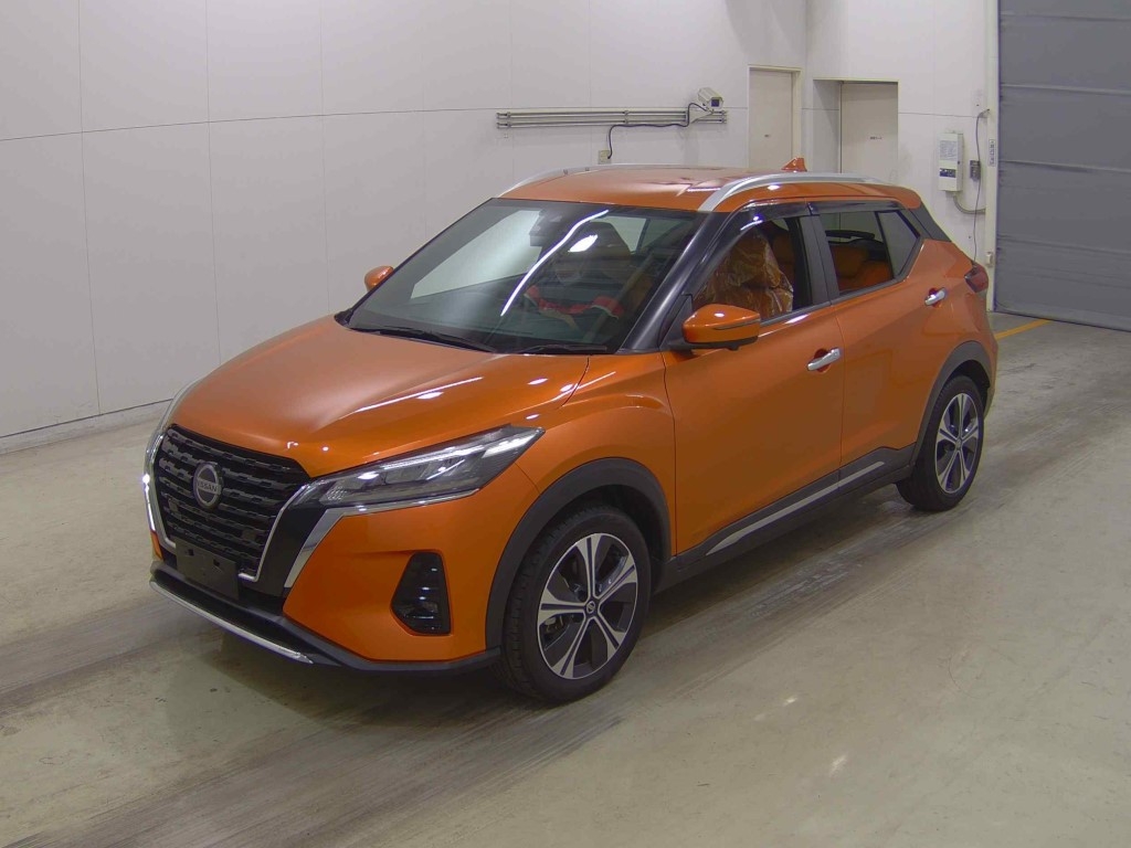 NISSAN KICKS