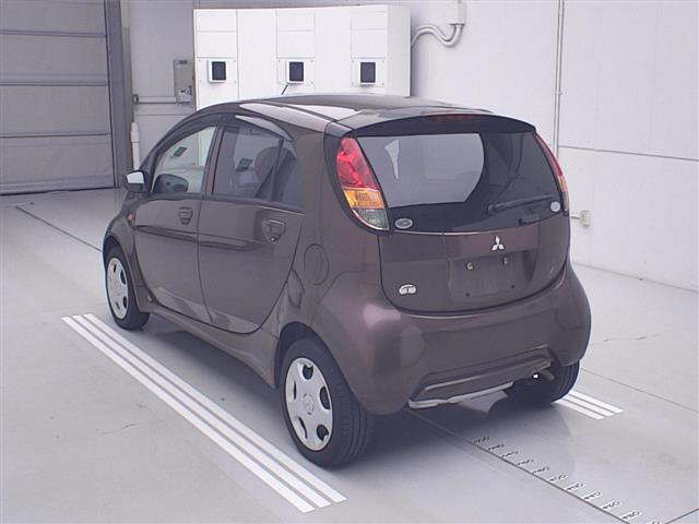 MITSUBISHI I