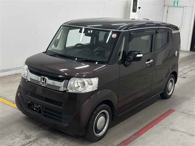 HONDA N-BOX SLASH