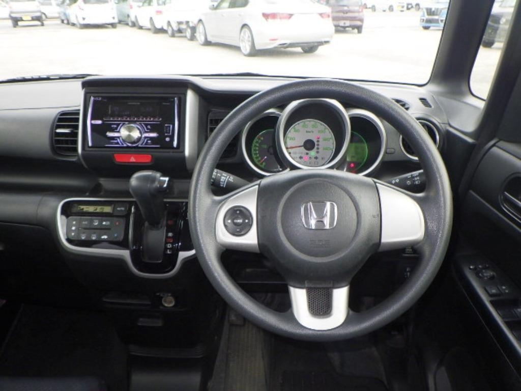HONDA N-BOX