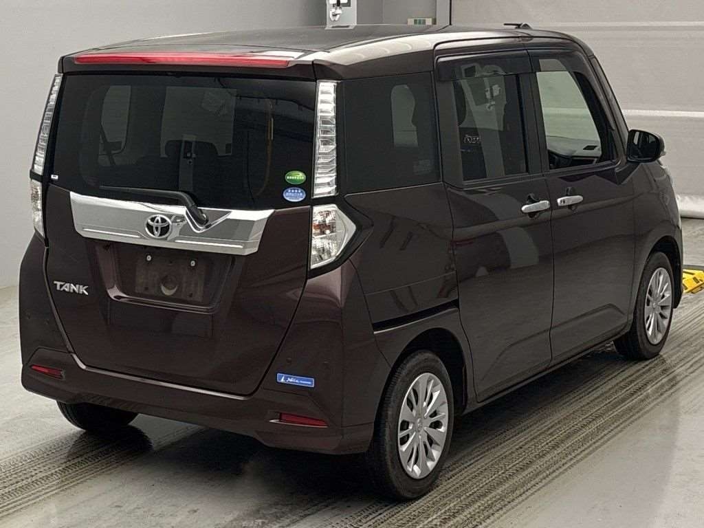 TOYOTA TANK