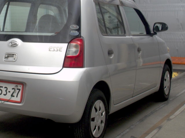 DAIHATSU ESSE