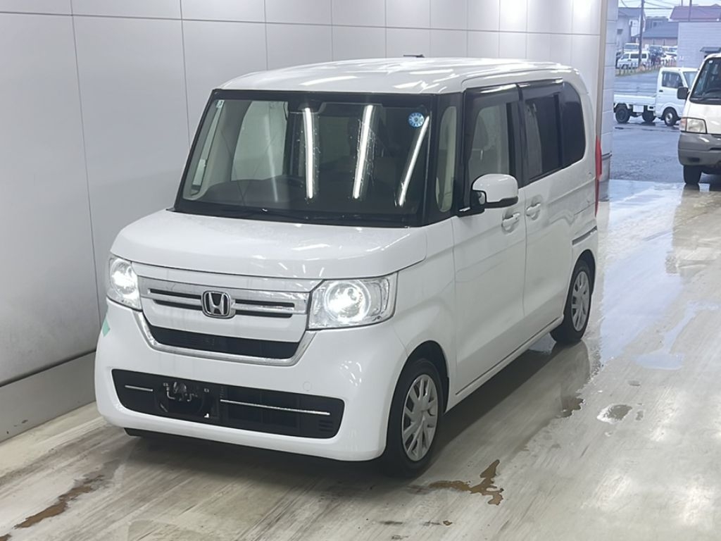 HONDA N-BOX
