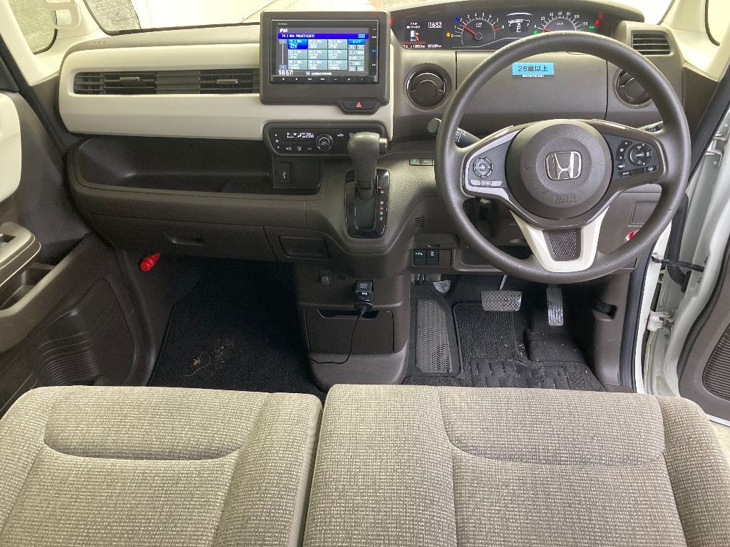 HONDA N-BOX
