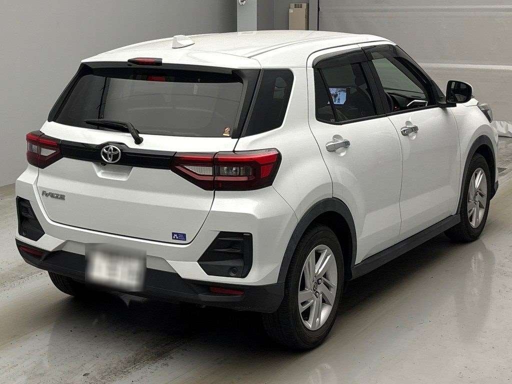 TOYOTA RAIZE