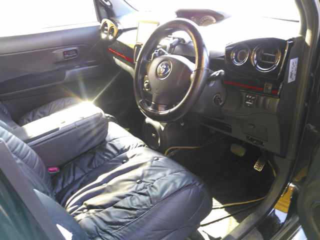 TOYOTA BB