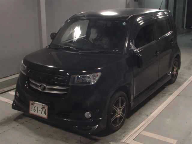 TOYOTA BB