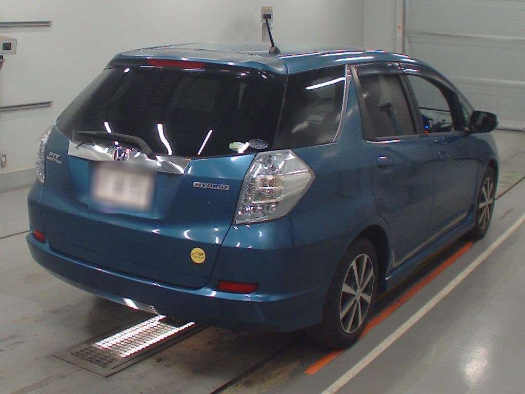 HONDA FIT SHUTTLE
