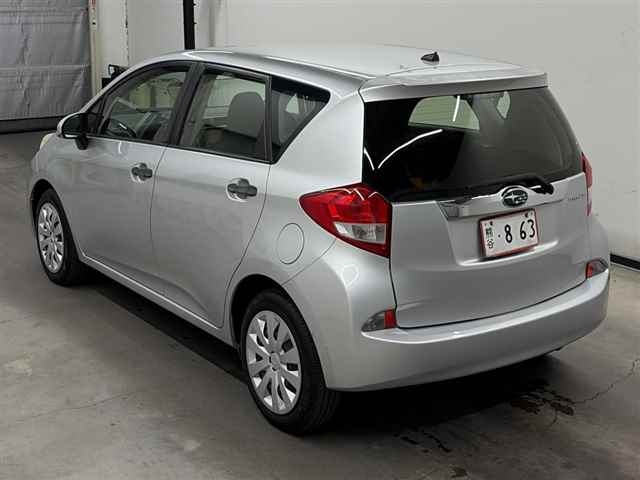 SUBARU TREZIA