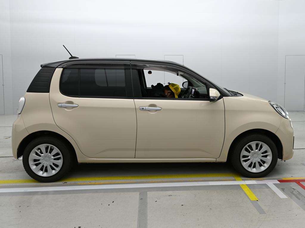 DAIHATSU BOON