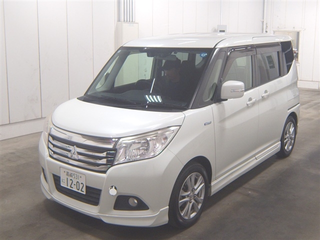 MITSUBISHI DELICA D:2