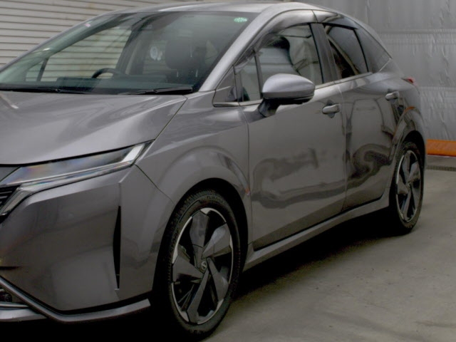 NISSAN AURA