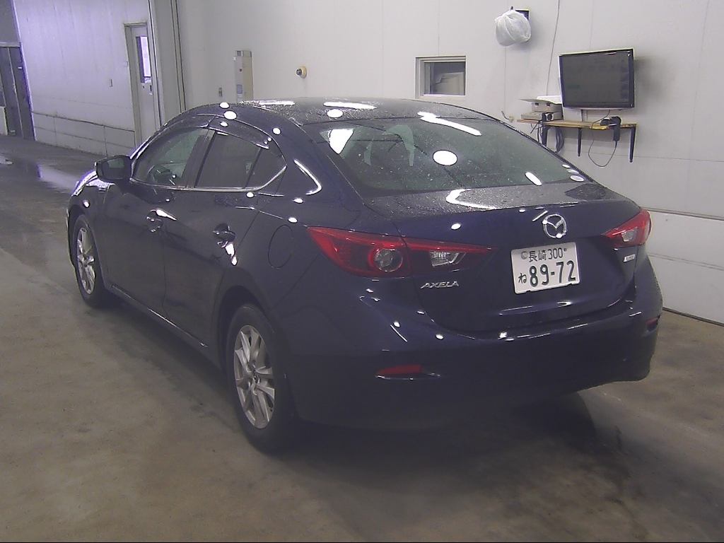 MAZDA AXELA