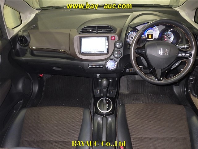 HONDA FIT SHUTTLE