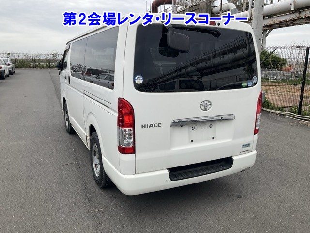 TOYOTA REGIUS ACE