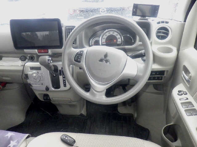 MITSUBISHI TOWN BOX