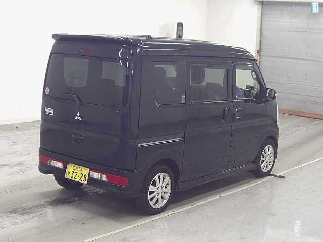 MITSUBISHI TOWN BOX