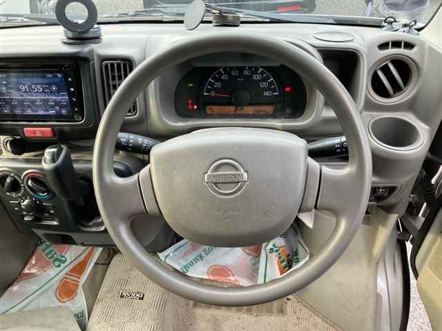 NISSAN NV100 CLIPPER
