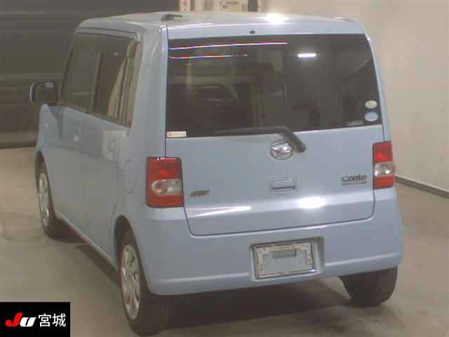 DAIHATSU MOVE CONTE