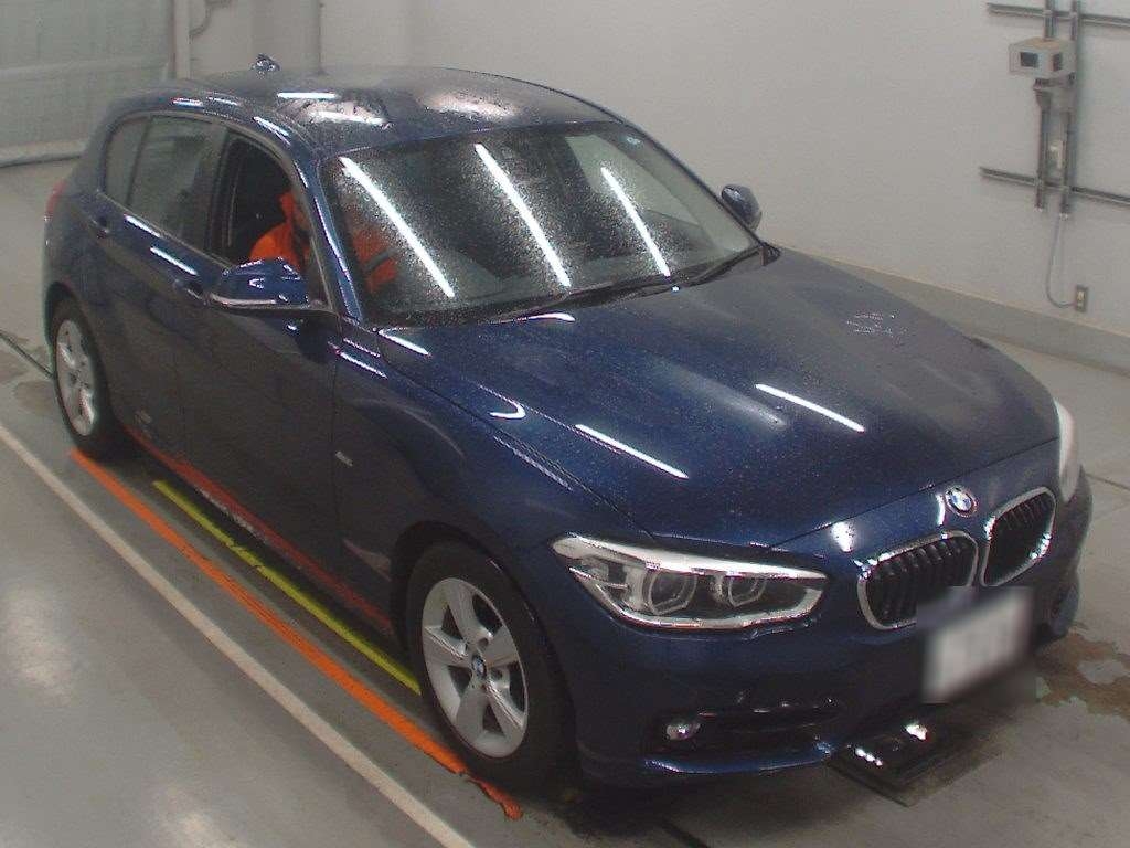 BMW 1-SERIES