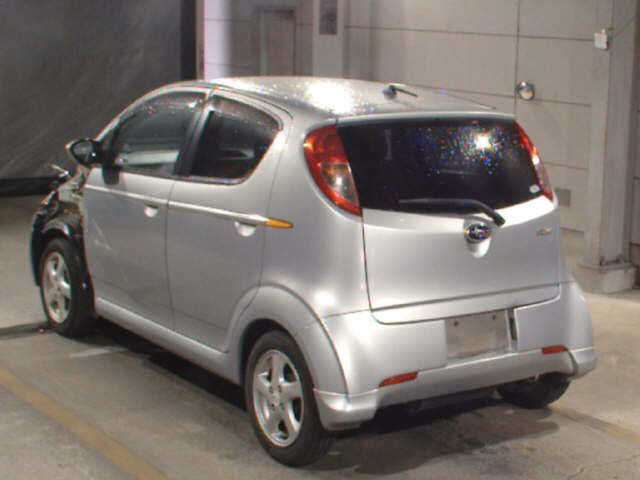 SUBARU R2