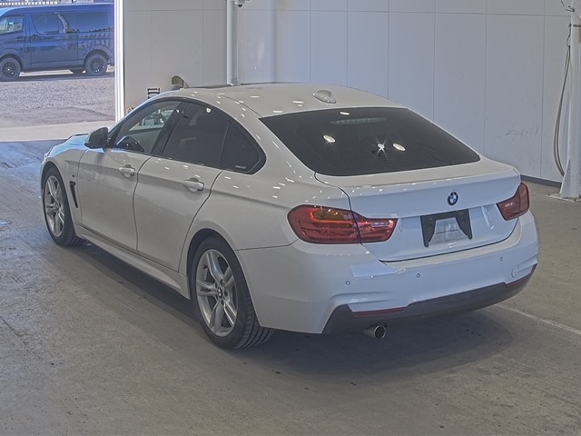 BMW 4-SERIES