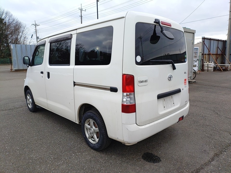 TOYOTA TOWN ACE