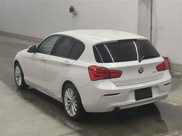 BMW 1-SERIES