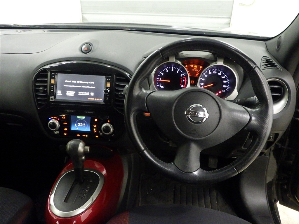 NISSAN JUKE