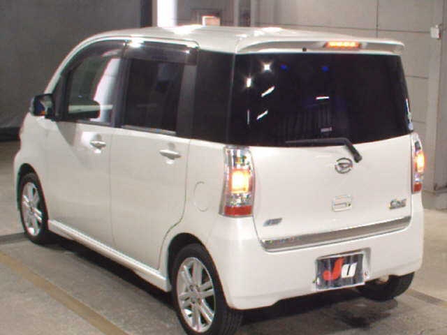 DAIHATSU TANTO EXE