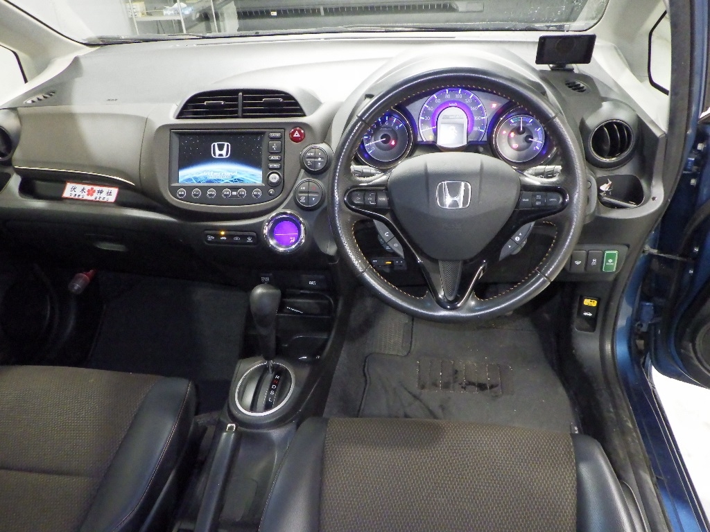 HONDA FIT SHUTTLE