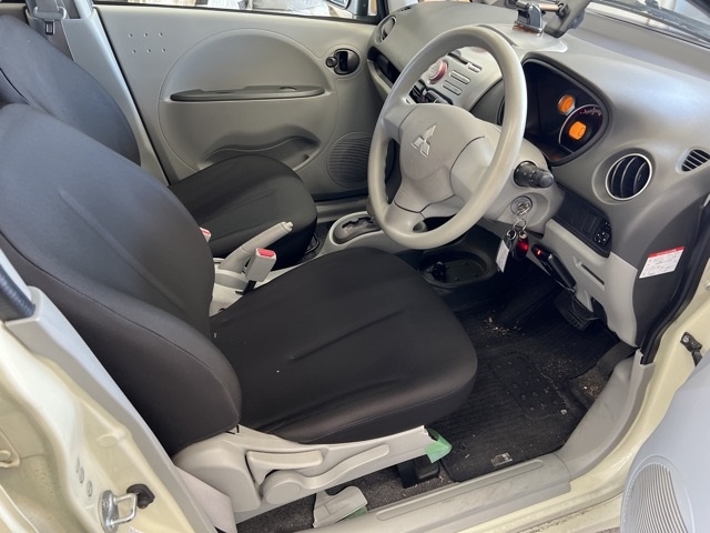 MITSUBISHI I