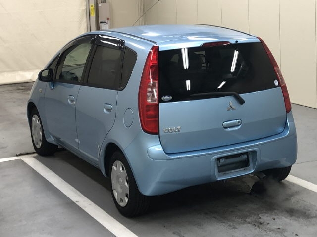 MITSUBISHI COLT