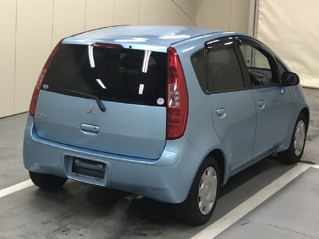 MITSUBISHI COLT