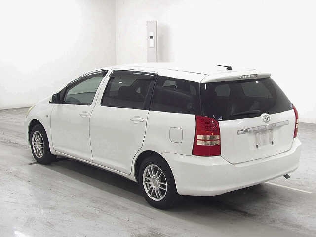 TOYOTA WISH