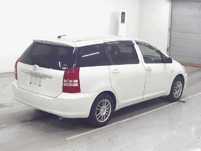 TOYOTA WISH