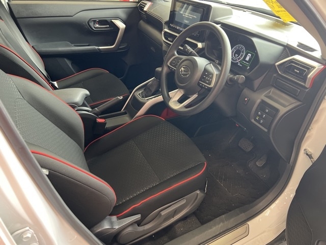 DAIHATSU ROCKY