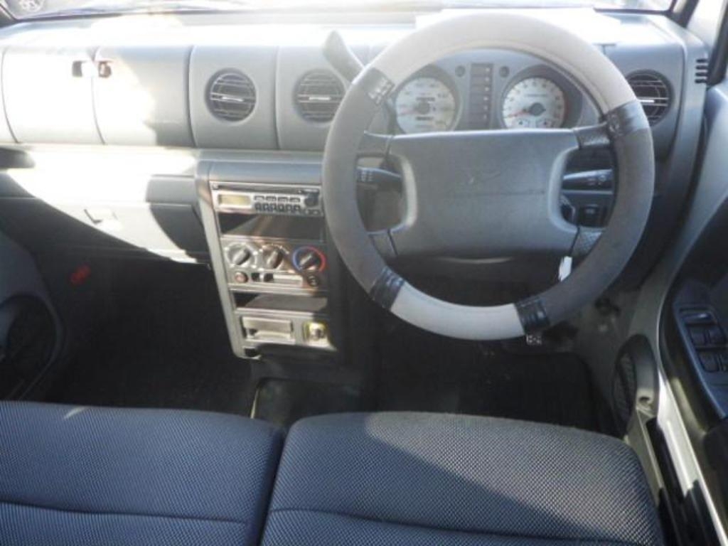 DAIHATSU NAKED