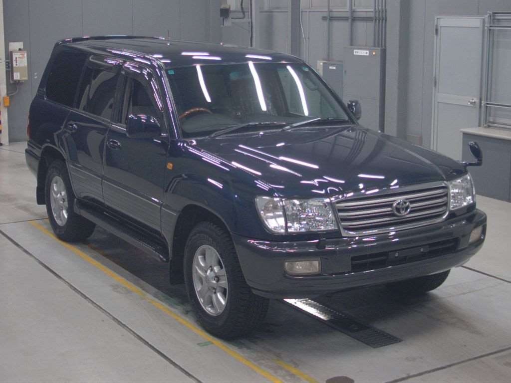 TOYOTA LAND CRUISER