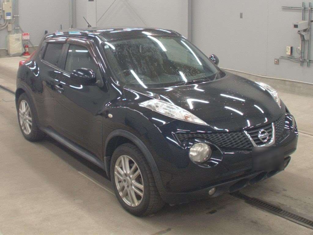 NISSAN JUKE